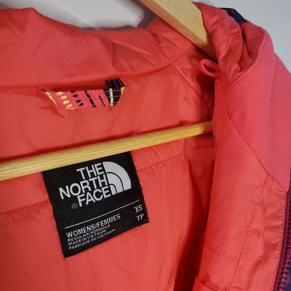 THE NORTH FACE Women’s Multi color WANDA Insulation CNR4 Patterned Snow - Picture 5 of 11